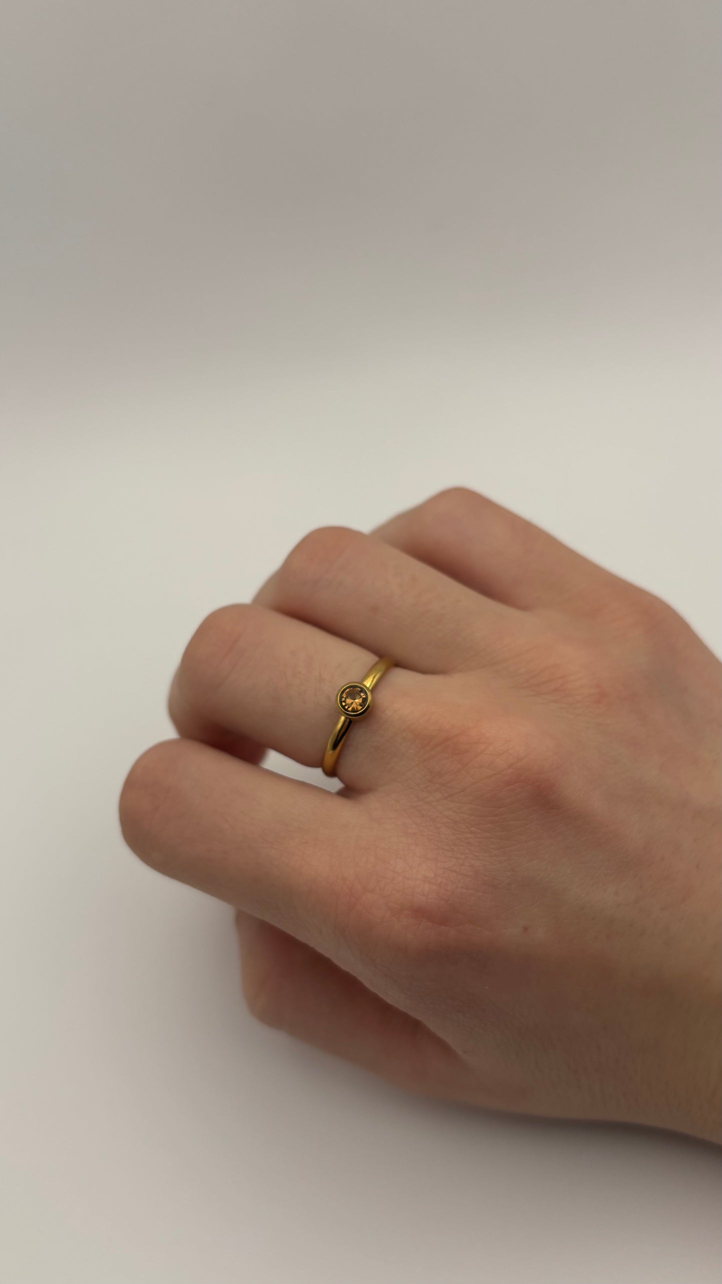 Anillo Luz dorado